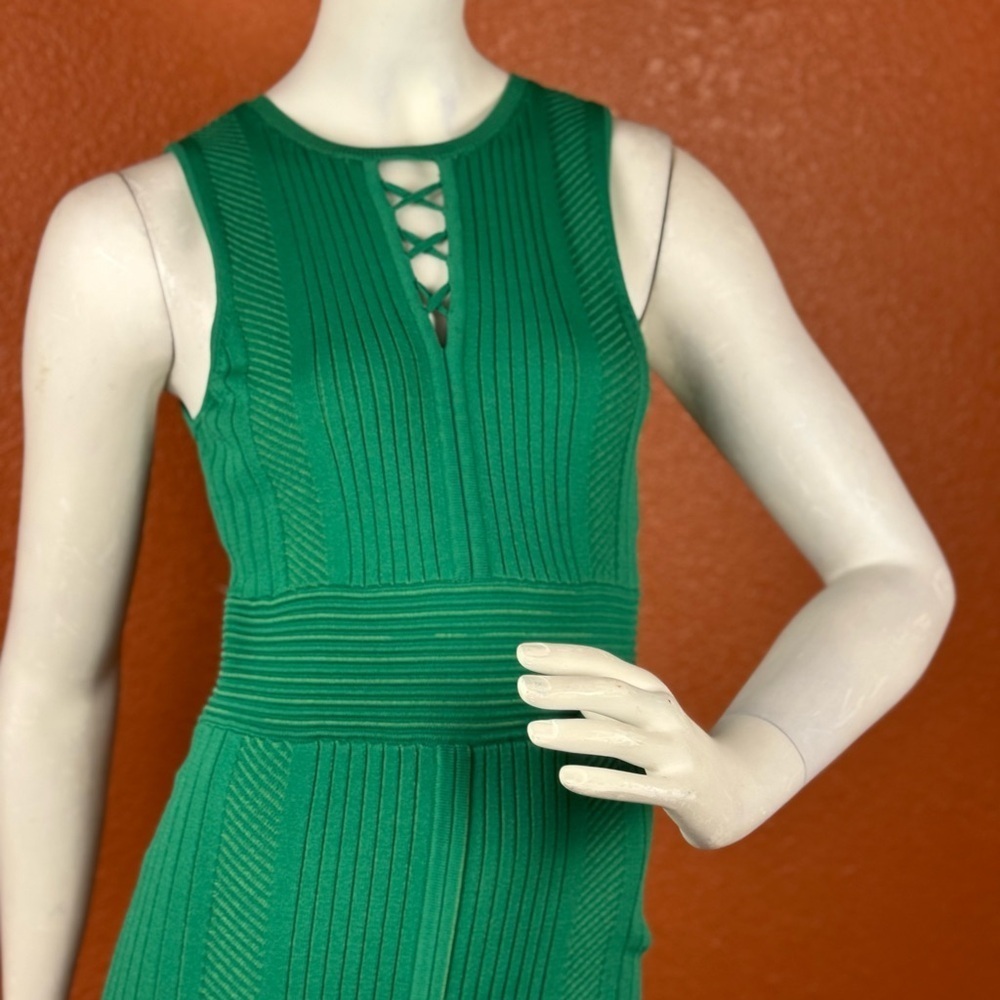 Gabrielle Union Green Ribbed Sleeveless Bodycon Sweater Dress Size Large. A7 - Picture 7 of 17